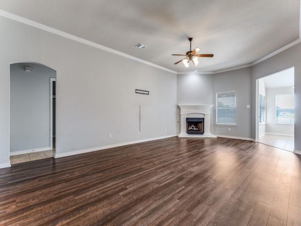 1213  Round Pen Run , Fort Worth Texas 76052