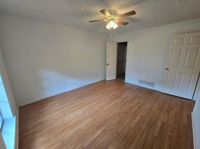 925  Shell Lane , Lancaster Texas 75146