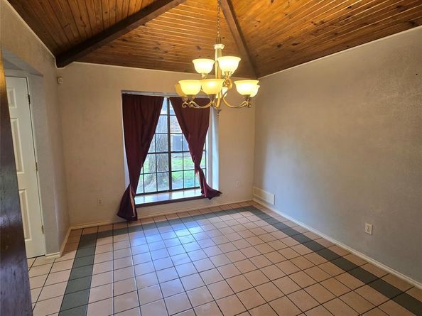925  Shell Lane , Lancaster Texas 75146
