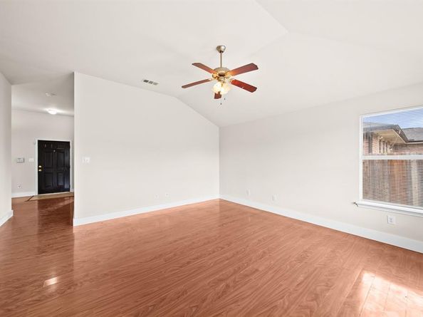 1634  Palm Beach Avenue , Dallas Texas 75217