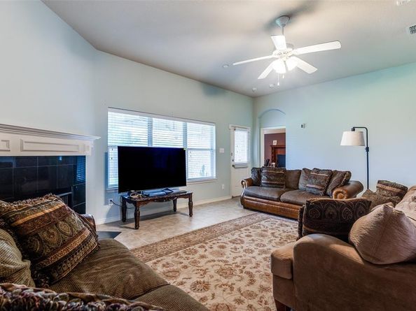 9204  Lockhart Drive , Arlington Texas 76002
