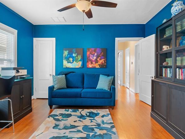 4204  Prescott Avenue , Dallas Texas 75219