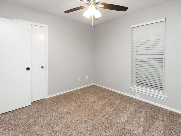 1017  Westminster Lane , Garland Texas 75040