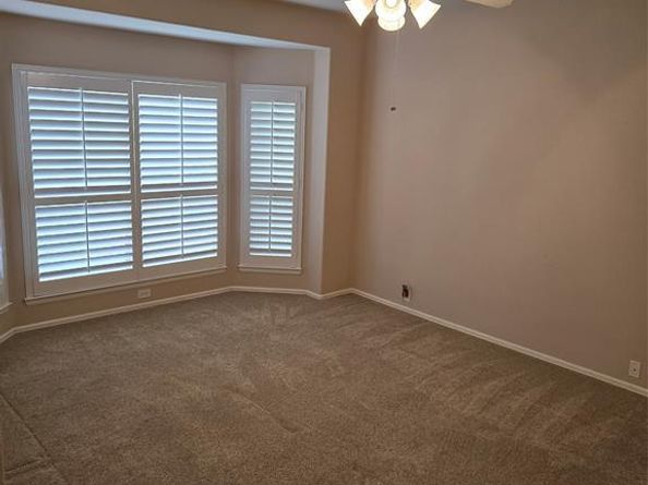 6628  Purbeck Trail , Denton Texas 76210
