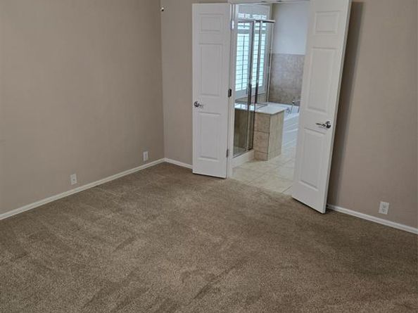 6628  Purbeck Trail , Denton Texas 76210