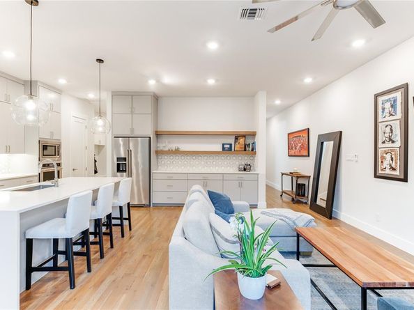 3912  Bowie Lane , Dallas Texas 75220