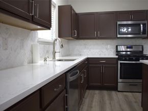 804  Underhill Drive , Arlington Texas 76002