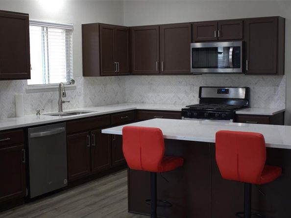 804  Underhill Drive , Arlington Texas 76002