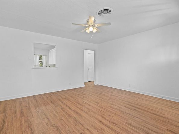 4216  Valentine Street , Fort Worth Texas 76107