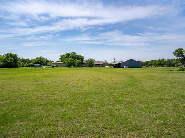 18025  Tydings Road , Justin Texas 76247