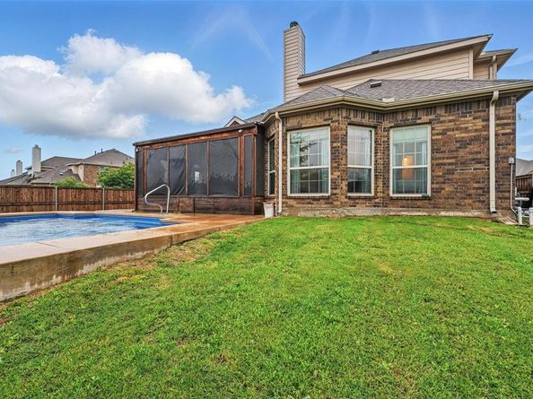 6132  Falls Lake Road , Fort Worth Texas 76179