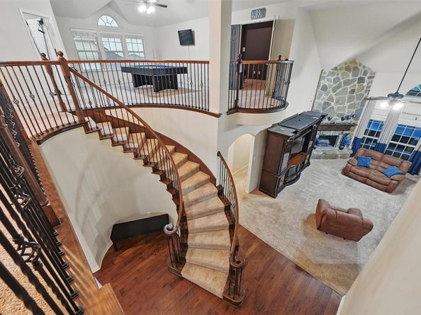 6132  Falls Lake Road , Fort Worth Texas 76179