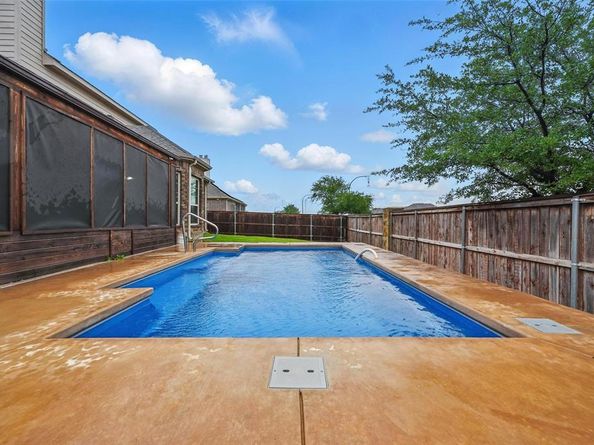 6132  Falls Lake Road , Fort Worth Texas 76179