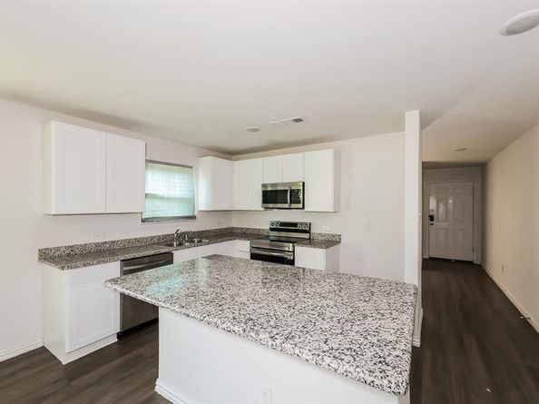 2301  Dillard Street , Fort Worth Texas 76105