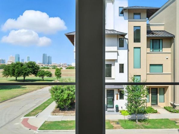 461  Rayner Avenue , Fort Worth Texas 76111