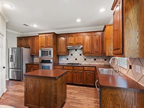 3148  Guadaloupe  , Grand Prairie Texas 75054