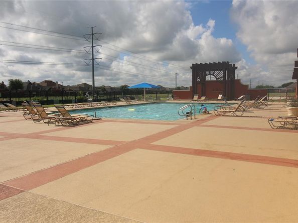 3148  Guadaloupe  , Grand Prairie Texas 75054