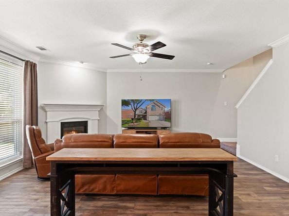 3148  Guadaloupe  , Grand Prairie Texas 75054