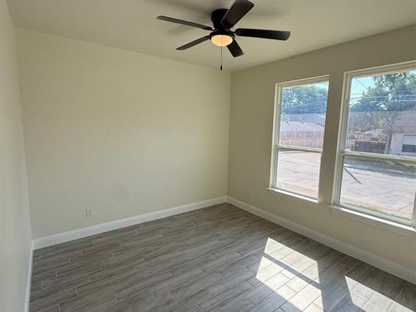 2603  Pine Street , Dallas Texas 75215
