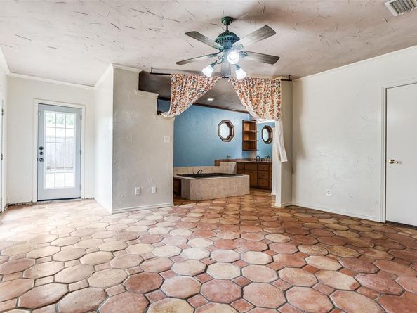 702 S Waterview Drive , Richardson Texas 75080