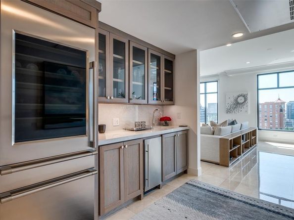 2828  Hood Street  1303, Dallas Texas 75219