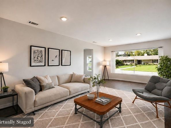 8809  Liptonshire Drive , Dallas Texas 75238
