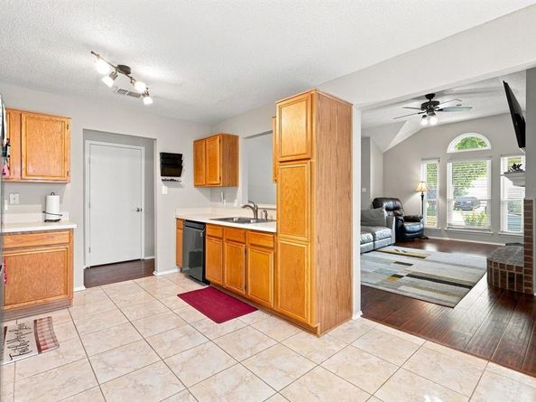 3129  Walingford Drive , Grand Prairie Texas 75052
