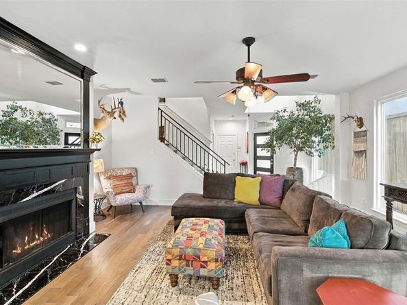 5213  El Campo Avenue , Fort Worth Texas 76107