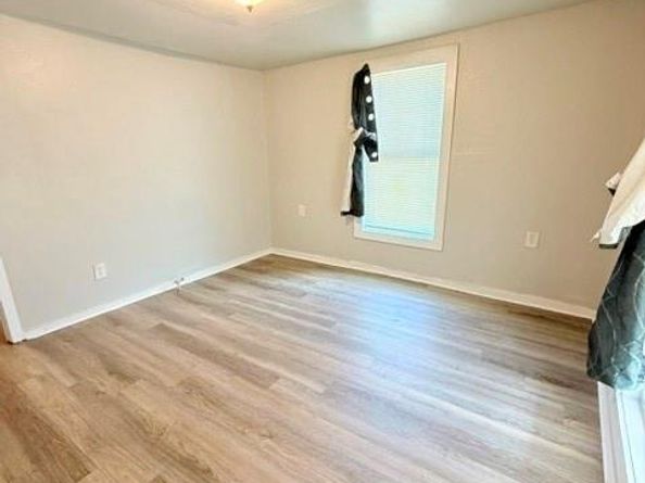 3427  Borger Street , Dallas Texas 75212
