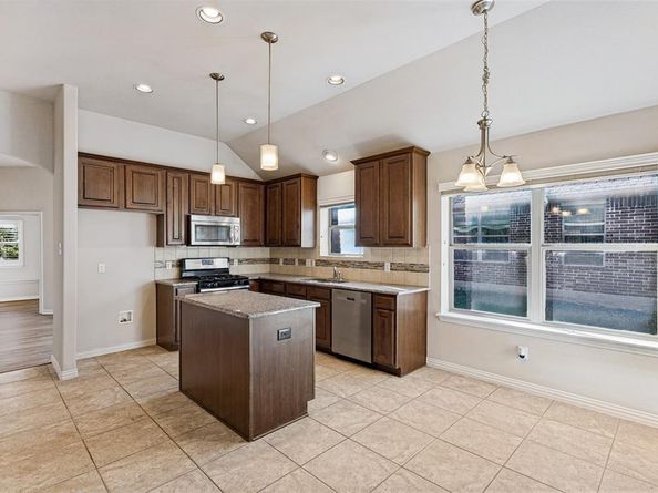 12441  Woods Edge Trail , Fort Worth Texas 76244