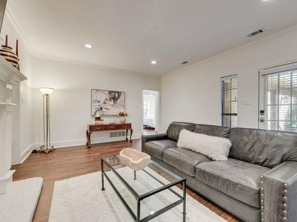 6622  Barclay Lane , Garland Texas 75044