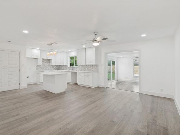 5718  Trio Lane , Dallas Texas 75241