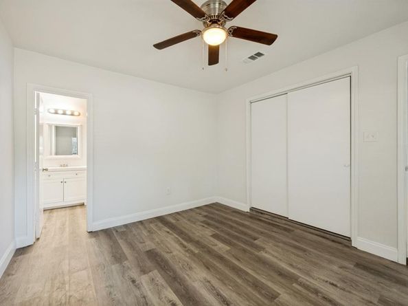 411  Hillcrest Street , Mansfield Texas 76063
