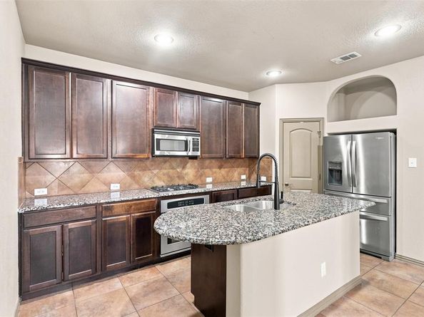 6918  Nava  , Grand Prairie Texas 75054