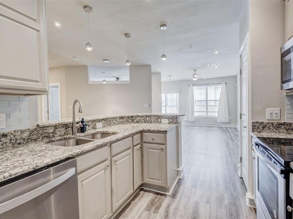 3320  Camp Bowie Boulevard  1103, Fort Worth Texas 76107