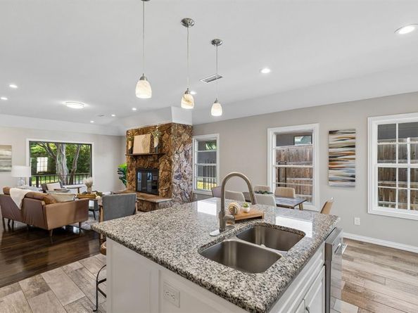 9966  Coppedge Lane , Dallas Texas 75220