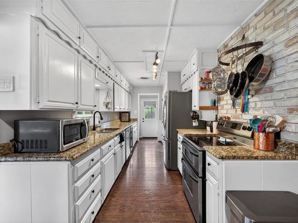 3505  Cordone Street , Fort Worth Texas 76133