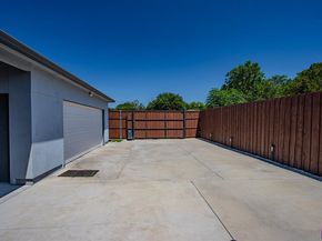 6550  Lockheed Boulevard , Dallas Texas 75209