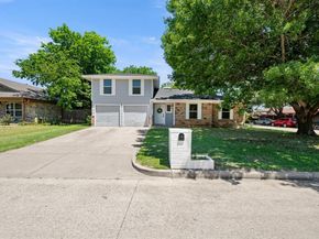 1233  Nicole Way , Fort Worth Texas 76028