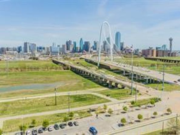 3111  Gulden Lane , Dallas Texas 75212