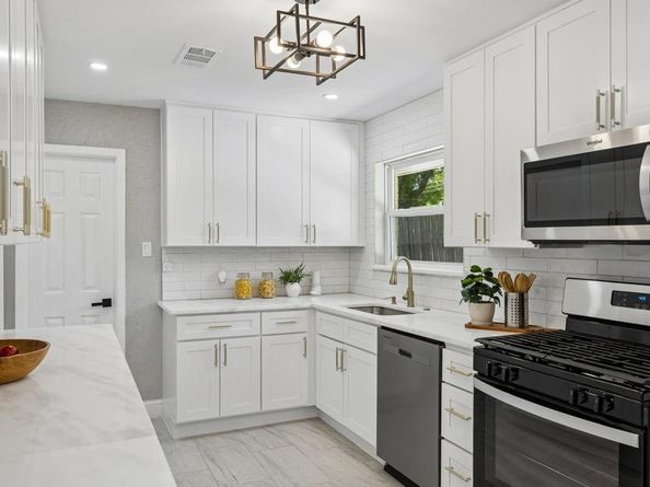 2637  Materhorn Drive , Dallas Texas 75228