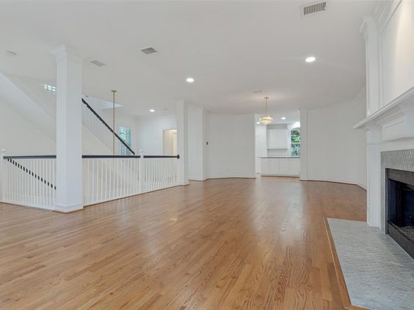 2205  Boll Street  A, Dallas Texas 75204