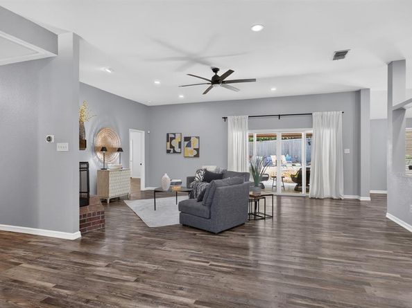 987  Midnight Pass , Rockwall Texas 75087