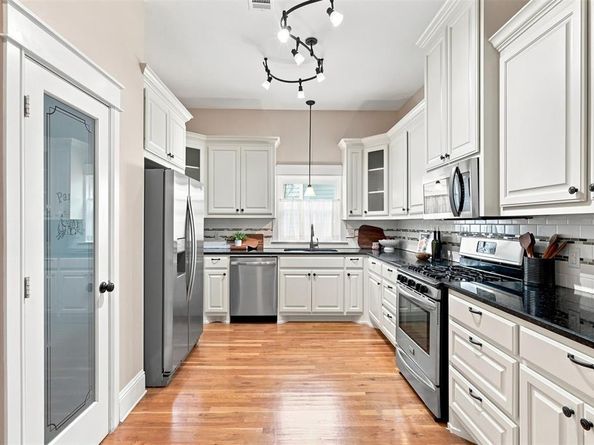 1604  Washington Avenue , Fort Worth Texas 76104