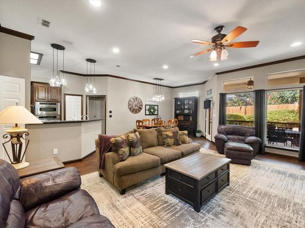 5  Brookside Court , Mansfield Texas 76063