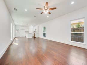 2346  Scott Street , Dallas Texas 75215