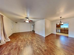 311  Lincolnshire Court , Irving Texas 75061