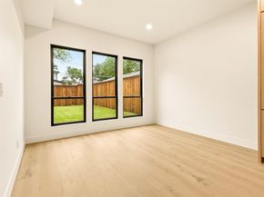 3715  Park Lane , Dallas Texas 75220