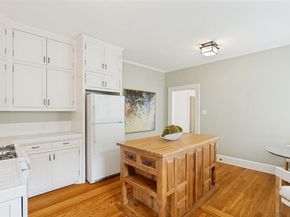 6139  La Vista Drive , Dallas Texas 75214
