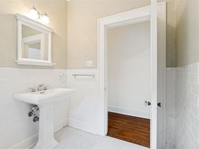 6139  La Vista Drive , Dallas Texas 75214